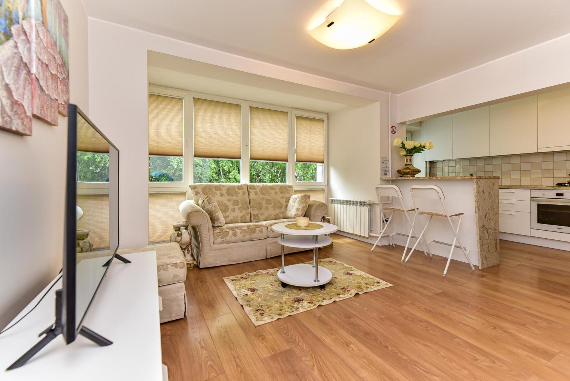 טרקאי Stilingi Apartamentai Su Virtuve Traku Miesto Centre מראה חיצוני תמונה